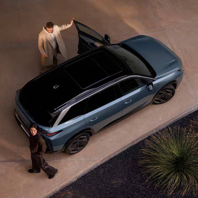 DER NEUE PEUGEOT 5008 Allure Premium